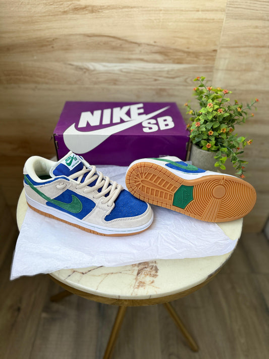 Nike SB Dunk Low โ Beige Blue Green Suede Skate Sneakers