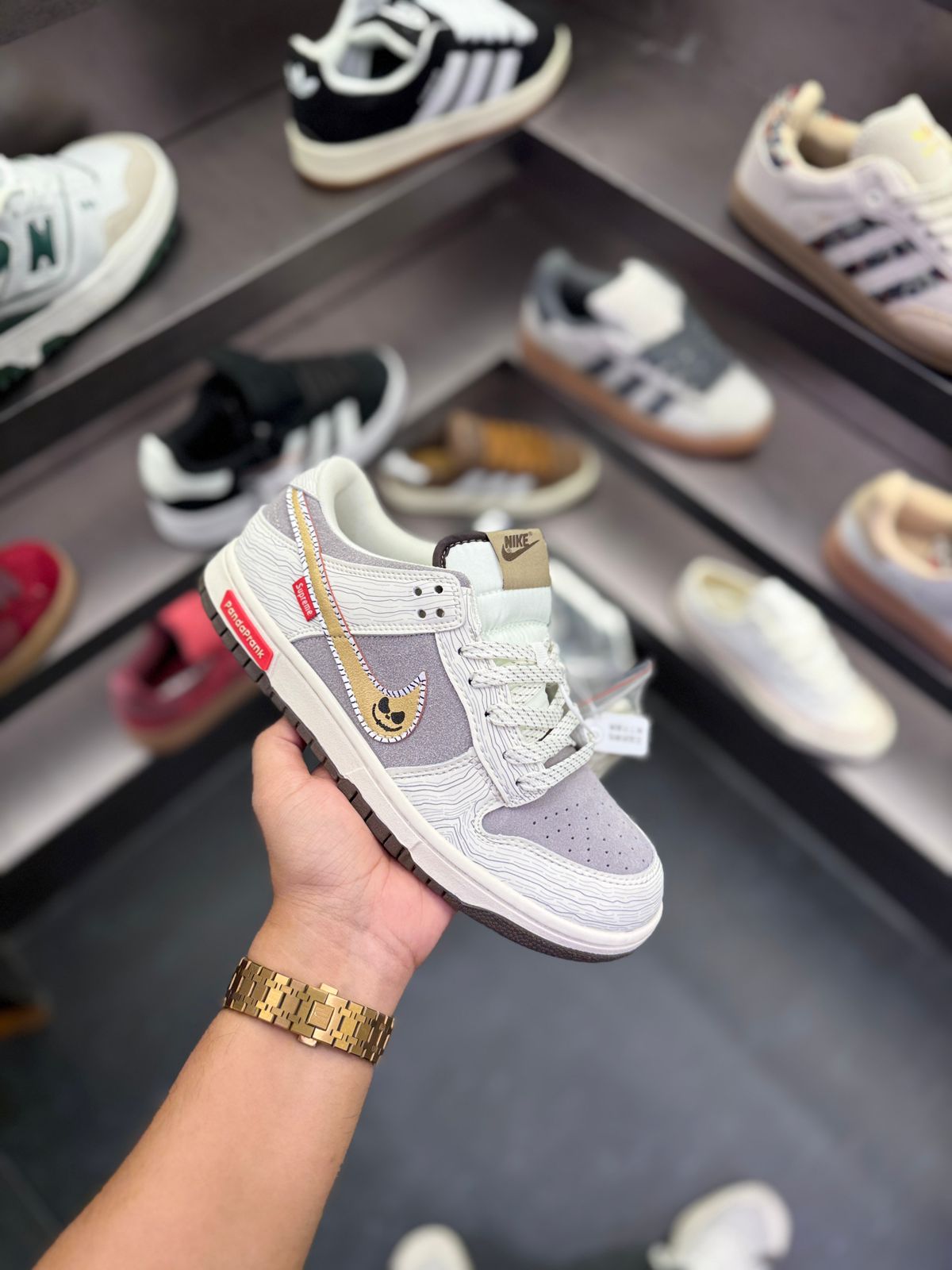 Nike SB Dunk Low x Cactus Jack "Travis Scott Edition" β Premium Streetwear Look