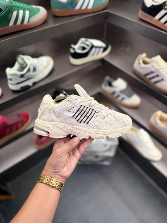 ๐ค Adidas Off-White Wave Runner โ Premium Comfort & Street Style